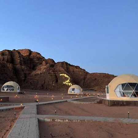 Night Magic Camp Hotel Wadi Rum Ngoại thất bức ảnh