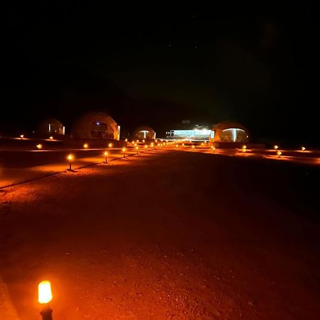 Night Magic Camp Hotel Wadi Rum Ngoại thất bức ảnh