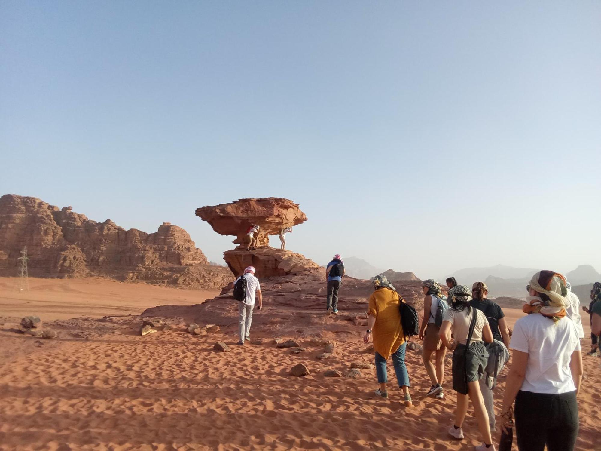 Night Magic Camp Hotel Wadi Rum Phòng bức ảnh